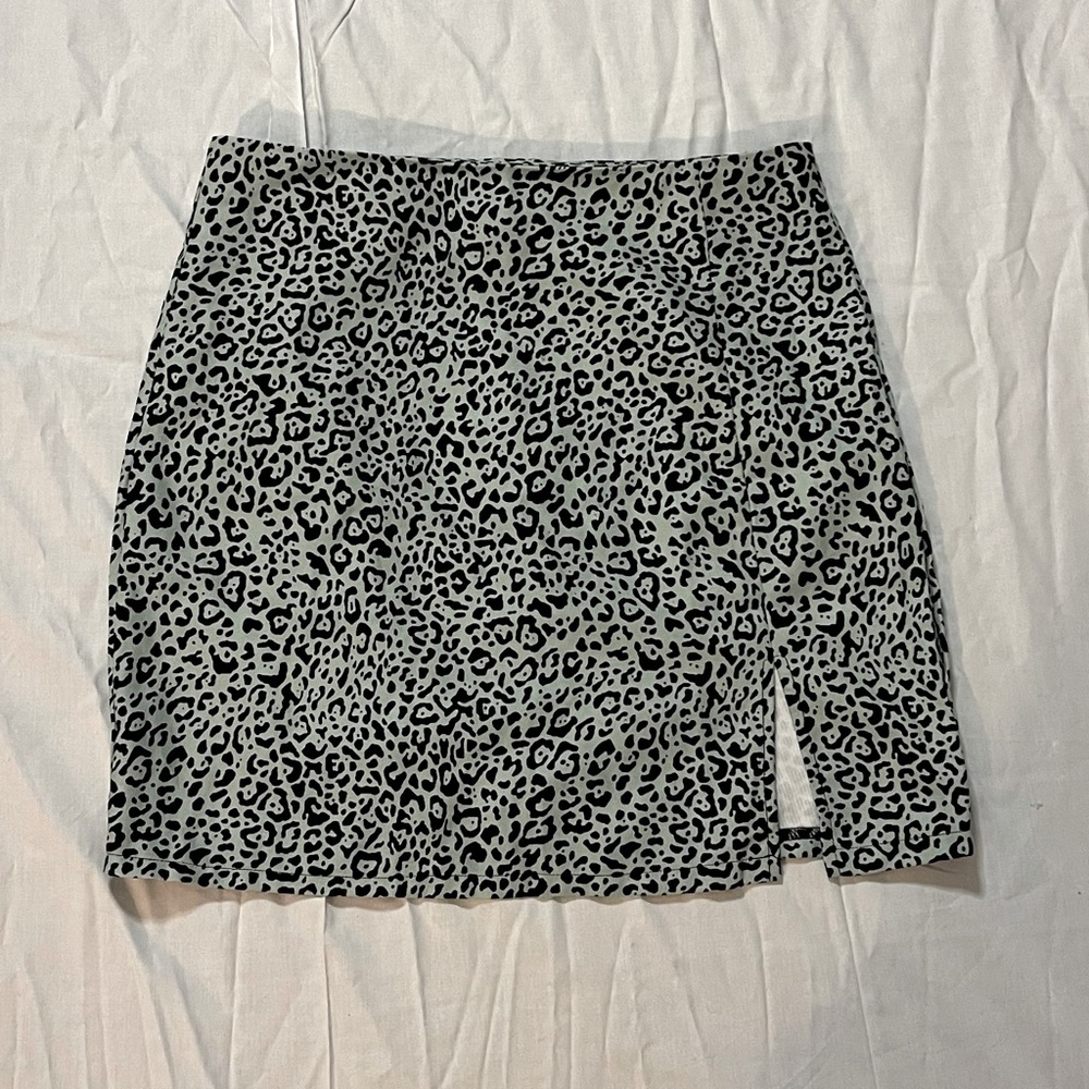 Womens medium teal mini skirt